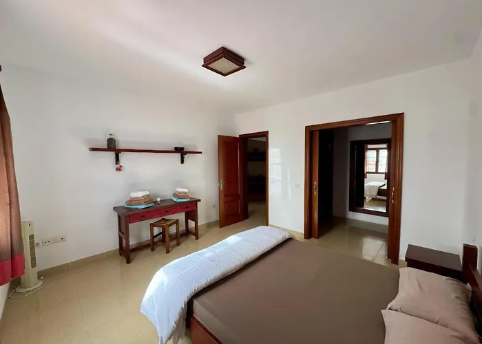 Mit Privatem Pool By Interhome *