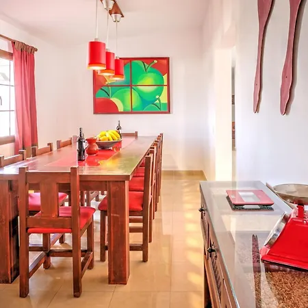 Mit Privatem Pool By Interhome Casa vacanze *